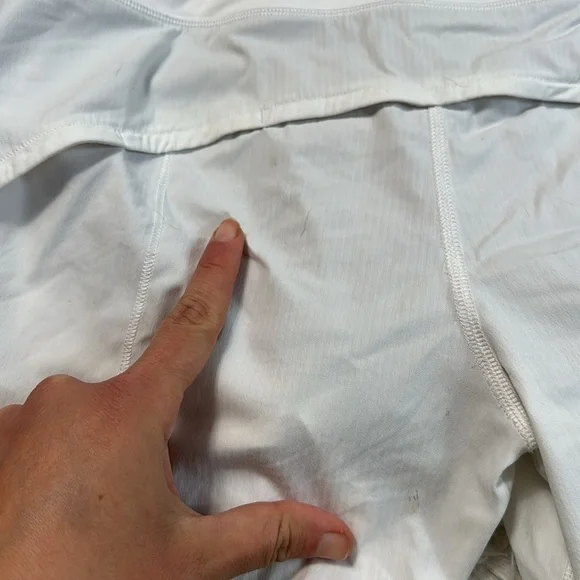 Lululemon Speed Up Short Long *4" Updated Fit White - Picture 7 of 9